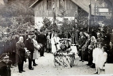 letus -prva ročna